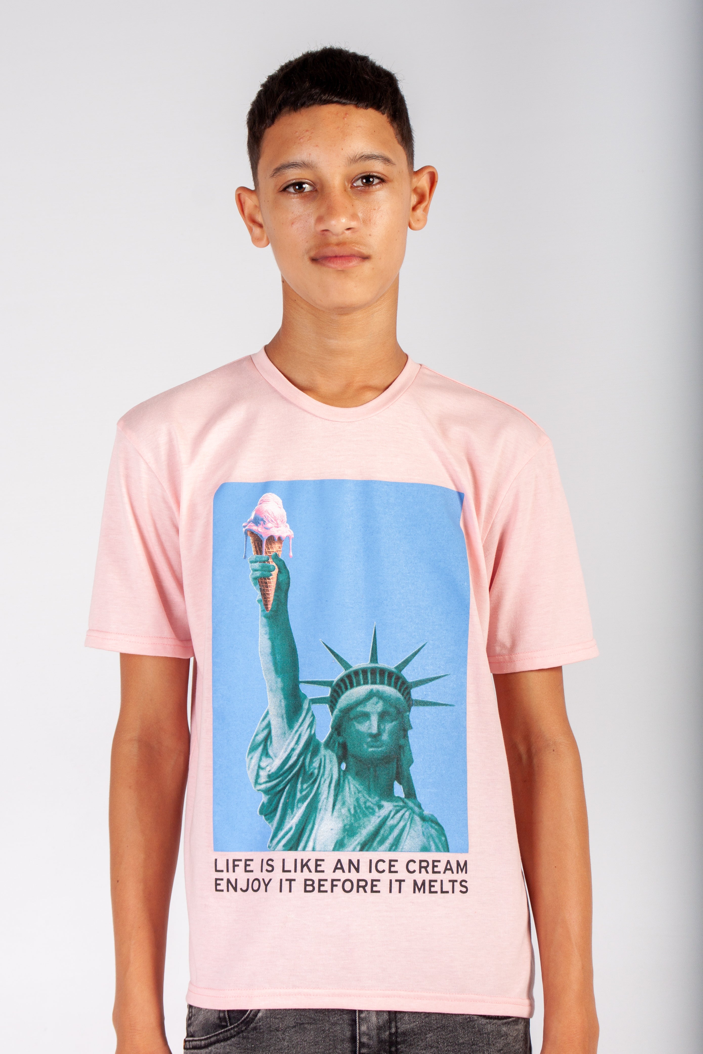 Graphic Oversized "Statue of Liberty" T- Shirt